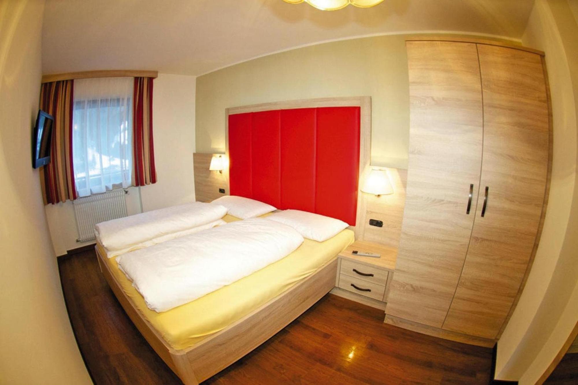 Amazing Apartment House Diamant With Breathtaking View Santa Cristina Val Gardena Exterior photo